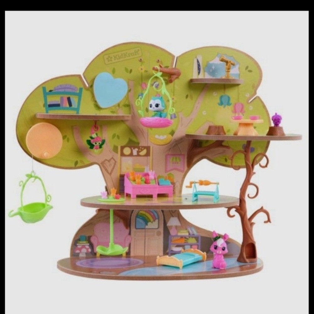 KidKraft Lil' Green World Wooden Market Treehouse Play Set with 25+ Accessories